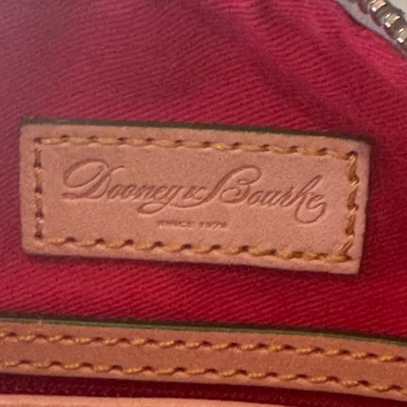 Dooney & Bourke Purple hydrangeas , Tan straps with Green Accent Crossbody - Picture 7 of 13